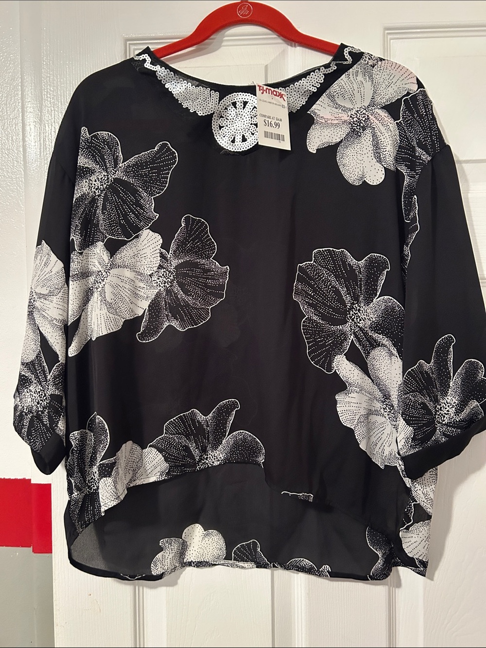 T.J.Maxx Black and White Floral Dolman Tunic
